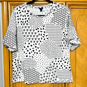 Ann Taylor Black and White Dressy tshirt